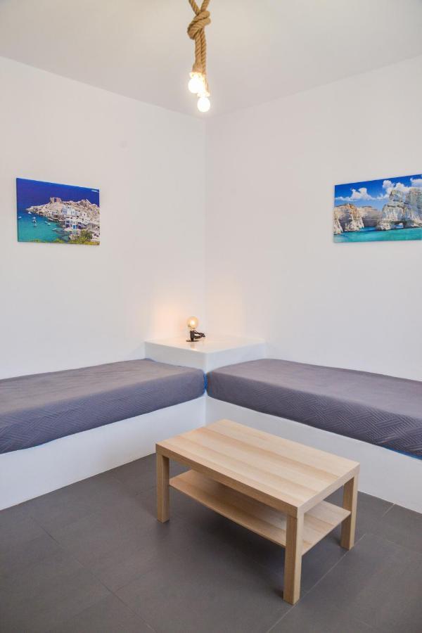 Tzoka'S Apartments アダマス エクステリア 写真