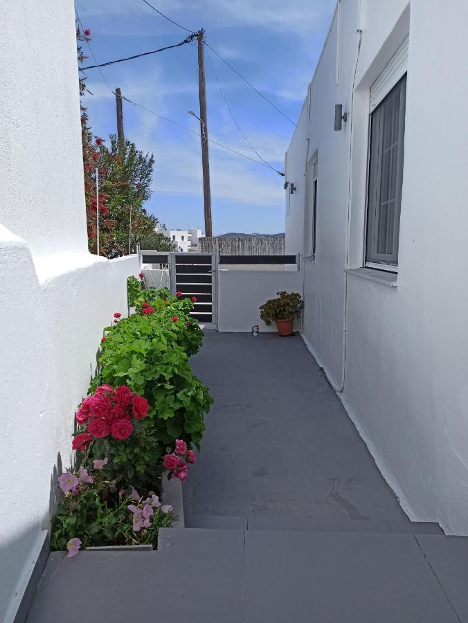 Tzoka'S Apartments アダマス エクステリア 写真